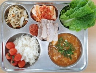 덕암고등학교집단급식소 | 급식사진<식생활관<열린마당<덕암고등학교 덕암고등학교