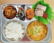 덕암고등학교집단급식소 | 급식사진<식생활관<열린마당<덕암고등학교 덕암고등학교