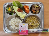 푸른꿈고등학교 급식소 | 급식 사진<급식실<알림마당<푸른꿈고등학교 푸른꿈고등학교