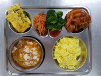 안천2리 경로당(공터) | 급식 사진<급식실<학교소식<안천초중고등학교 안천초중고등학교