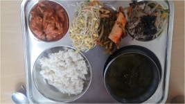 안천2리 경로당(공터) | 급식 사진<급식실<학교소식<안천초중고등학교 안천초중고등학교