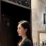 많아요 1인 1악기 시대에 악기 소품에는 다양하고 예쁜 게 왜... 예술의전당 악기점에 입점하게 됐어요🥹 설레는 이 마음 그대로 많은......