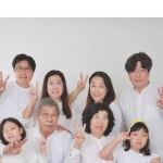 갠플 스튜디오는 채광도 좋습니다👍🏻 (이른 오후 시간에 특히 좋아요) ⭐️ 한 타임에 한 팀, 100%예약제 프라이빗 스튜디오 ⭐️ 컷...