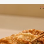 컬리너리스퀘어 T1점(지하1층)_리틀싱카이 | 컬리너리스퀘어 | 진짜 맛있는 군만두 드셔보셨나요?!🥟 한 입... 풍부한 맛으로 입맛을 사로잡는 #리틀싱카이 군만두🥟 어디에 곁들여 먹어도...