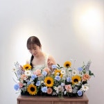 춘천꽃집_ 춘천플라워레슨 춘천플랜테리어 Flower 소중한,날(상표등록) | 여름날의 웨딩을 상상하며 단상장식🌻 #소중한날클래스 (7~8월...