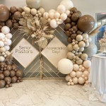 Balloon Stylist Toronto(@balloonsbydina) • Instagram 사진 및 동영상