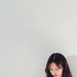 현대판교DKNY여성황세인 | 황세인 | 2023 추억새기고 2024도 팟팅 🪼 | Instagram Instagram의 황세인님 : "2023 추억새기고2024도 팟팅 🪼"