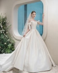 𝐃𝐫𝐞𝐬𝐬 #메라키웨딩 @merakiwedding_official... 𝑪𝒐𝒍𝒍𝒆𝒄𝒕𝒊𝒐𝒏⠀▫️𝐃𝐫𝐞𝐬𝐬#메라키웨...