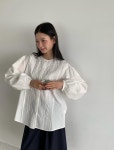 마이핏스튜디오PTEMS부천신 | 마벨스튜디오 SNTA 러브마이산타 핀턱 레이스 블라우스 라운드넥 루즈핏 블라우스(3color)