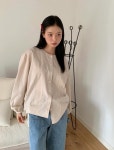 마이핏스튜디오PTEMS부천신 | 마벨스튜디오 SNTA 러브마이산타 핀턱 레이스 블라우스 라운드넥 루즈핏 블라우스(3color)