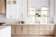 Maple Leaf Kitchen - Contemporary - Kitchen - San Diego - by Savvy Interiors