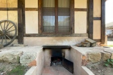 Rakkojae Hahoe Hanok Hotel (락고재 하회한옥호텔 초가별관) - Alojamiento - los viajes e información turística de Corea