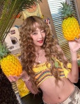 올가을 레이, 민니처럼 히피펌 도전? | 코스모폴리탄 코리아 올가을 레이, 민니처럼 히피펌 도전?