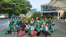 교동새마을부녀회소망의탑 | 군정뉴스-교동면 새마을부녀회, 해안가 나들길 환경정화 활동 펼쳐 내용 | 강화 열린군수실>군정24 강화열린군수실