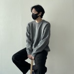 greyplanet 그레이플래닛 에어울 풀오버 오버핏 스웨터 | GVG STORE Toko Mode K-POP. Pengiriman langsung ke seluruh dunia.