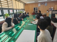 학교소식 > 전체 > 제주여상 국향매카 사회적협동조합, 매점 판매 수익금 기부 | 제주교육소식