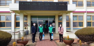 새마을식당육무안 | 현경면 새마을부녀회, 초등학교 방역활동 실시 - 무안군청 현경면 새마을부녀회, 초등학교 방역활동 실시
