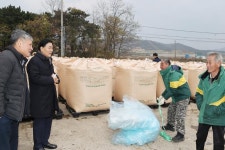 백령정미소 | 옹진포토-2025년산 공공비축미곡매입현장-사업현장방문-백령면 2025년11월25일 내용 | media