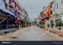 금요일 12 7월 2024 Soi Paradise 스톡 사진 2488240599 | Shutterstock