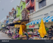 2024-0203-0588 | 금요일 12 7월 2024 Soi Paradise 스톡 사진 2488240605 | Shutterstock