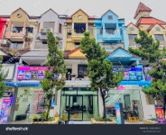 금요일 12 7월 2024 Soi Paradise 스톡 사진 2488240615 | Shutterstock