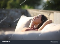 여인의 정원(웅천점) | 1,900,709개의 정원 여자 이미지, 스톡 사진, 3D 오브젝트, 벡터 | Shutterstock