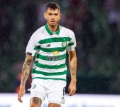 베베니르 (Be be nir) | Nir Bitton looks set to be offered new deal at Celtic with Lennon planning talks Nir Bitton looks set to be offered new deal to...
