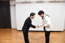 완주시어클럽삼례로스터리카페 | 완주군 이미지갤러리 > 주민행정 > 지역행사 > 봉동로타리클럽 송년의 밤 행사(읽기)
