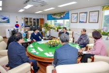 (주)세륭화학 | 금호미쓰이화학(주) 저소득 조부모가정 DREAM사업비 전달식 - 열린시장실 금호미쓰이화학(주) 저소득 조부모가정 DREAM사업비 전달식