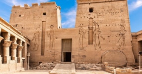 아스완에서 출발: 입장료가 포함된 필레 사원 개인 가이드 투어 | GetYourGuide
