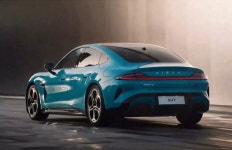 中 샤오미 전기차 ‘SU7’, 충돌·생산지연 등 불만 폭발 < 자동차뉴스 < 기사본문 - 지피코리아 中 샤오...