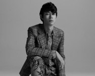 최근 히가시데, 카라타 불룬으로 호감도 상승한 배우jpg - 세리에매니아