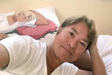 ‘명탐정 코난’ 70대 日성우, 37세 연하 팬과 4년 불륜행각 덜미... 日성우, 37세 연하 팬과 4년 ...