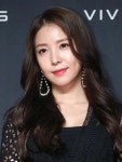 졸피뎀 밀반입 혐의받은 가수 보아,
