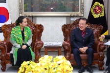 부의장 동정 < 이종환 부의장 < 의장단 < 의원정보 < 서울특별시의회 서울시의회