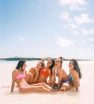 addison rae, charli damelio 그리고 dixie damelio We Heart It의 이...