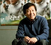 BIFF 강우석 감독 `젊은 영화감독들과 손잡고 영화제작`|동아일보 BIFF 강우석 감독 "젊은 영화감독들과...