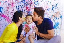 The Allu Arjun And Sneha Reddy Love Story & Marriage Is Like...