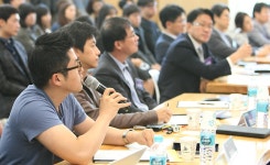 스타트업 기업과 전문가 멘토 소통 UP! : : 경기도뉴스포털 스타트업 기업과 전문가 멘토 소통 UP!