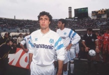 베르나르 카소니 - 나무위키 베르나르 카소니