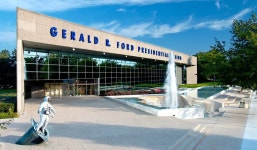 제럴드 포드 - 나무위키 제럴드 포드