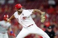 R.J. 알라니스 - 나무위키 R.J. 알라니스