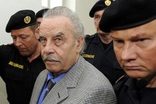 요제프 프리츨 친딸 감금 강간 사건 - 나무위키 요제프 프리츨 친딸 감금 강간 사건