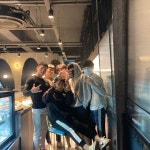 송명진 on Instagram: “보고시퍼영 친구님들...🤍”