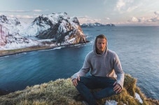 Pin by 𝖘𝖆𝖗𝖆 on 웃 in 2020 | Alexander ludwig, Alexander, Alex...
