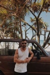 Chris Hemsworth에 있는 Kyle님의 핀 - 2020 | 배우, 멋진 남자, 토르