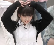 Pin page Ghim của 궁릉 trên Rei 🐥