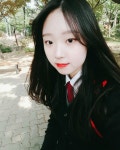 영화배우 장진영씨를 떠오르게 하는 외모기호 4번. 스튜어디스 지망생으로서 거의 완성형기호 5번. 청순매력녀 ...