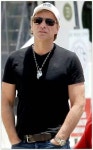 Pin by 파울라 on Jon Bon Jovi | Jon bon jovi, Bon jovi, Dorothe...