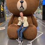 ‘바비 인형’ 미모로 남심 싹쓸이 중인 뷰티 유튜버 박아인의... ‘바비 인형’ 미모로 남심 싹쓸이 중인 뷰...